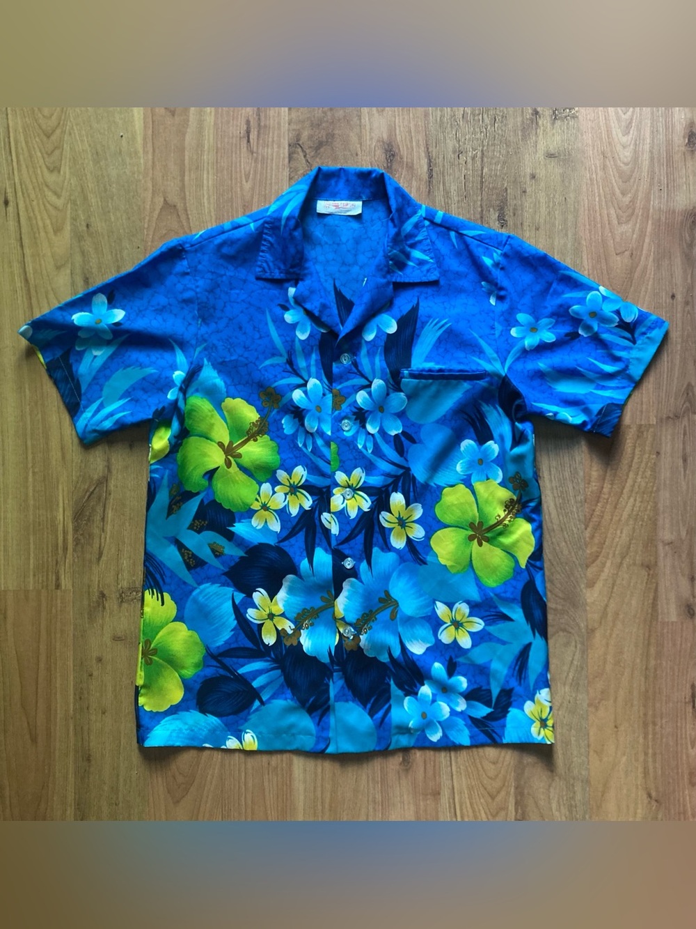 VTG Hukilau Fashions Floral Blue Hawaiian Shirt Mens M/L Made In Hawaii
